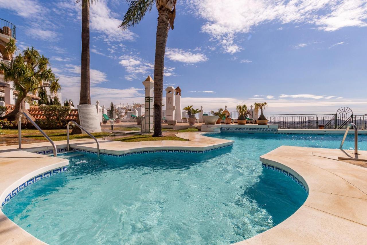 Sanders Golf - Lovely Two-Bedroom Apartment With Shared Pool MIJAS COSTA Kültér fotó
