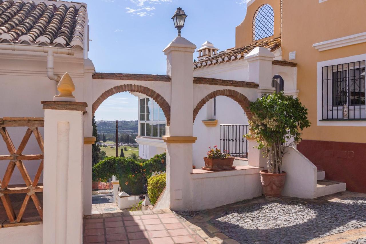 Sanders Golf - Lovely Two-Bedroom Apartment With Shared Pool MIJAS COSTA Kültér fotó